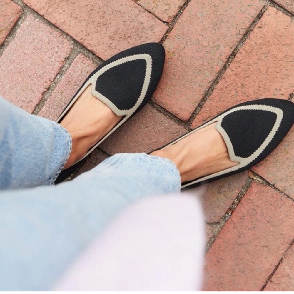 Birdies Washable Knitted Blackbird Pointed Flat Size 7